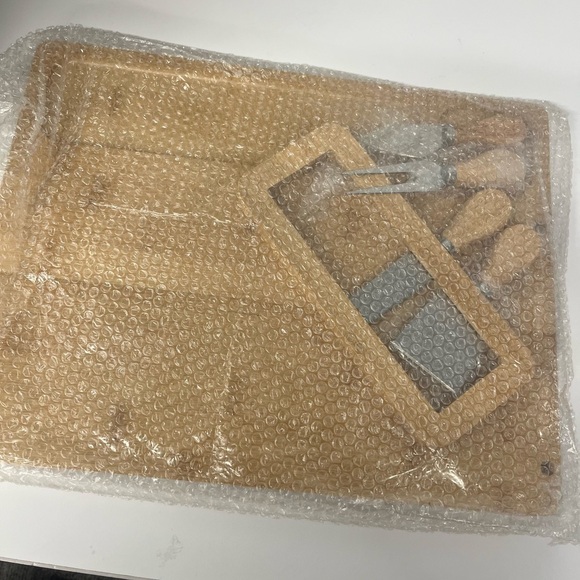 NIP Cheese Board with Knife set🧀🥂 - Picture 2 of 7